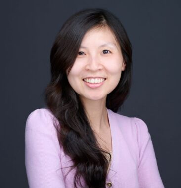 Esther Caro Assistant Manager